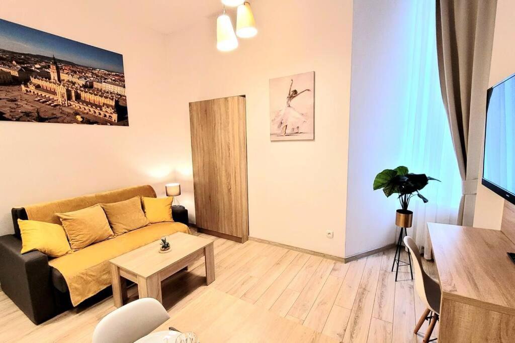 Golden Apartment Bosacka Krakow Old Town 2 Rooms المظهر الخارجي الصورة